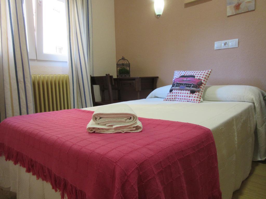 Hernan Cortes Cáceres Room photo